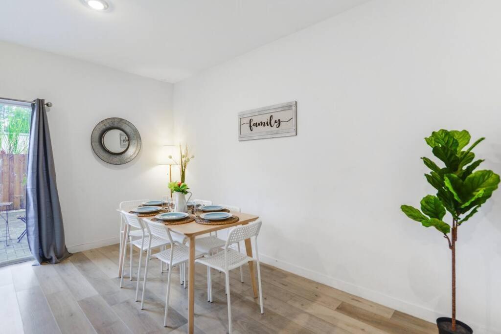 Fantastic Townhouse 15Minutes From The Beach Miami Exteriör bild